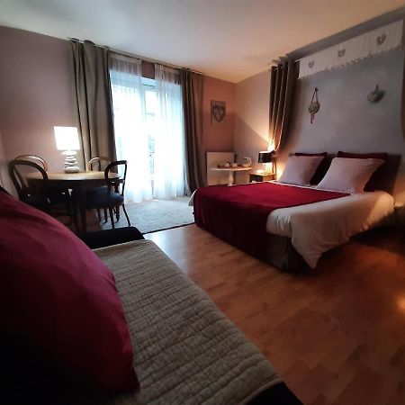 Au Fil De Lods Bed & Breakfast Exterior photo