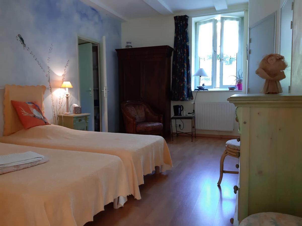 Au Fil De Lods Bed & Breakfast Exterior photo